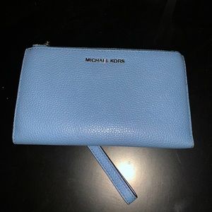 MICHAEL KORS CLUTCH👜🔥